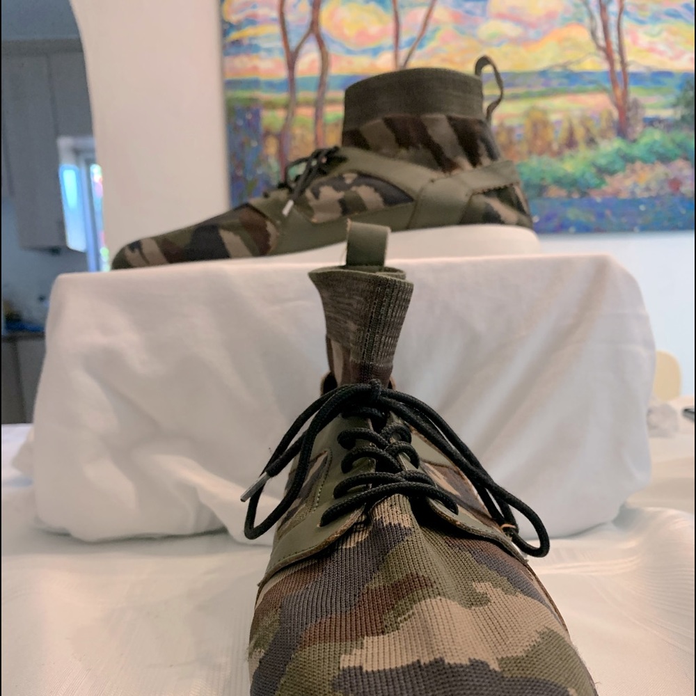 Camouflage stylish sneaker worn once Aldo brand.